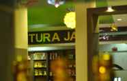 Bar, Kafe, dan Lounge 6 Hotel Pantura Jaya