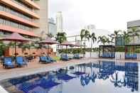 Swimming Pool Dusit Thani Manila