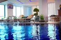 Swimming Pool Arthama Hotel Makassar