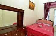 Bedroom 6 Comfy Room at Kenanga Homestay