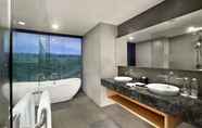 Toilet Kamar 4 ASTON Sentul Lake Resort & Conference Center