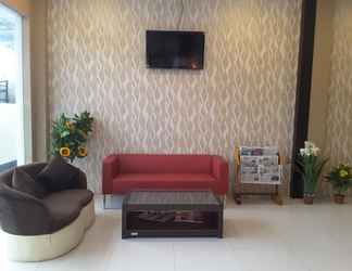 Lobby 2 Palu Plaza hotel