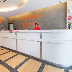 シティ・ブティック・ホテル・バンギ 1, UPM医学保健学部ホテル