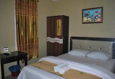 Bedroom 5 Grand Lambhuk Hotel
