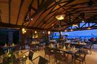 Bar, Kafe, dan Lounge Two Seasons Boracay Resort