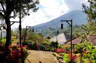 Layanan Hotel Villa Istana bunga - Wood