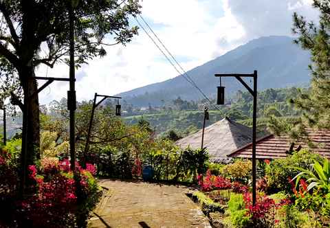 Accommodation Services Villa Istana bunga - Wood