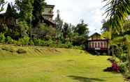 Luar Bangunan 2 Villa Istana bunga - Wood