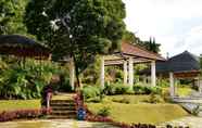 Entertainment Facility 6 Villa Istana bunga - Wood