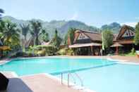 Swimming Pool Toraja Misiliana Hotel