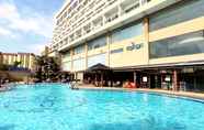 Swimming Pool 5 Grand DarulMakmur Hotel Kuantan