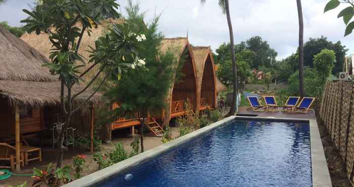 Swimming Pool Damai Bungalows Gili Air