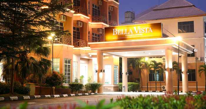 ภายนอกอาคาร Bella Vista Express