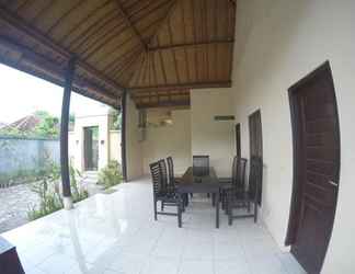 Lobi 2 La Bella Guest House