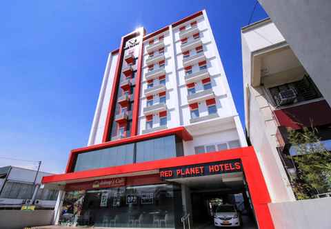 Exterior Red Planet Davao