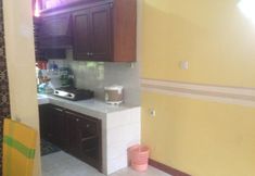 Bedroom 3 Villa Kota Bunga Ninda With Swimming Pool