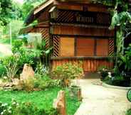 Bangunan 2 Cashewnut Tree Bungalows