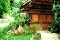 Bangunan Cashewnut Tree Bungalows