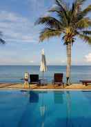 SWIMMING_POOL Lanta Palace Resort & Beach Club