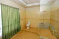 Toilet Kamar Besttone Hotel