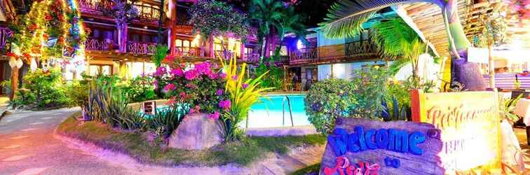 Lobi Red Coconut Beach Hotel Boracay