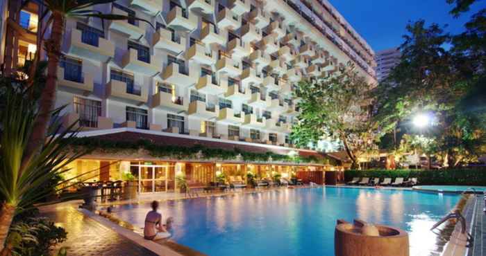 Bên ngoài Golden Beach Hotel Pattaya