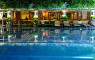 สระว่ายน้ำ 7 Golden Beach Hotel Pattaya