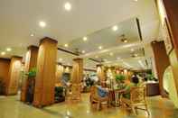 Lobi Golden Beach Hotel Pattaya