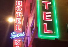 Bên ngoài 4 Seri Nilai Hotel