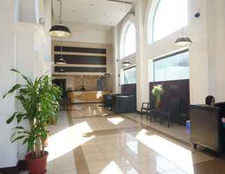 Lobby 2 Eurotel Las Pinas