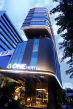 Bangunan 4 AONE Hotel