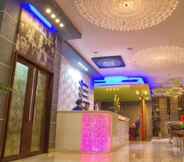 Lobby 3 Hotel Dream World North EDSA