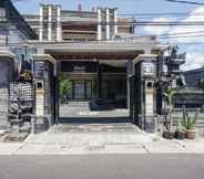 Exterior 3 Denays Guest House Jimbaran