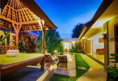 Swimming Pool 6 Bukit Kirana Villas