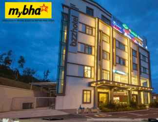 Bên ngoài 2 Bzz Hotel Skudai