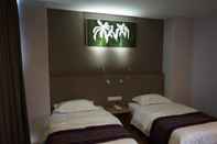 Bedroom Super 8 Hotel @ Bayan Baru