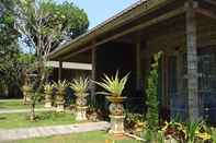 ล็อบบี้ The Palm Grove Villas