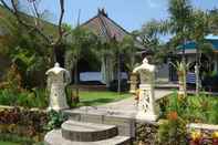 พื้นที่สาธารณะ The Palm Grove Villas