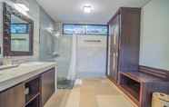 In-room Bathroom 7 Griya Shanti Villas & Spa