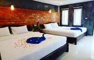 Kamar Tidur 6 Lanta New Beach Resort