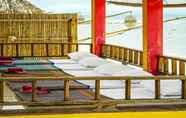 Layanan Hotel 5 Lanta New Beach Resort