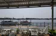 Restoran 3 Marina Boat House
