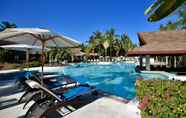 Kolam Renang 6 Henann Resort Alona Beach
