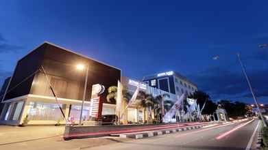 Exterior 4 Sutan Raja Hotel & Convention Centre Palu