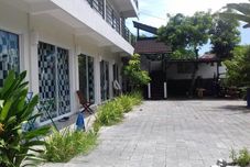 外部的 Reagan Guest House