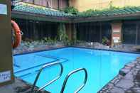 Swimming Pool Bayview Park Hotel Manila