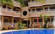 สระว่ายน้ำ 7 Real Maris Resort & Hotel