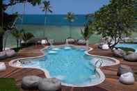 Swimming Pool ShaSa Resort - Luxury Beachfront Suites