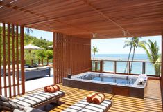 ห้องน้ำภายในห้อง 2 ShaSa Resort - Luxury Beachfront Suites