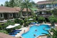 สระว่ายน้ำ Grand Thai House Resort